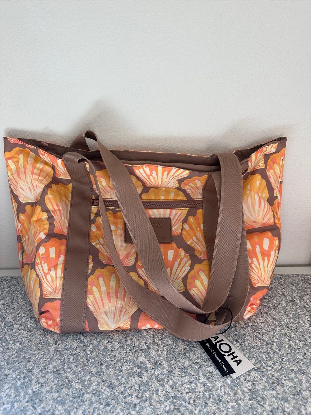 ALOHA Collection Sunrise Shells Zipper Tote